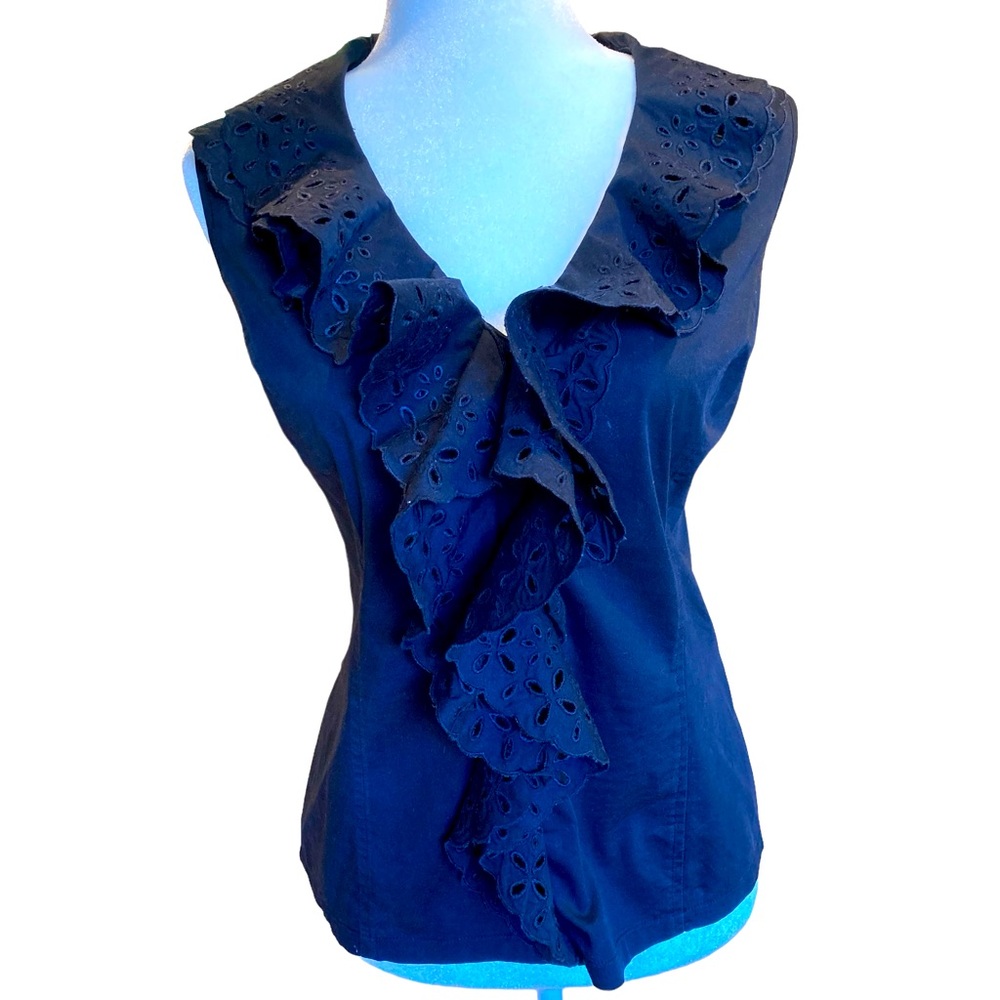 Blanc Nature Sleeveless Eyelet Blouse